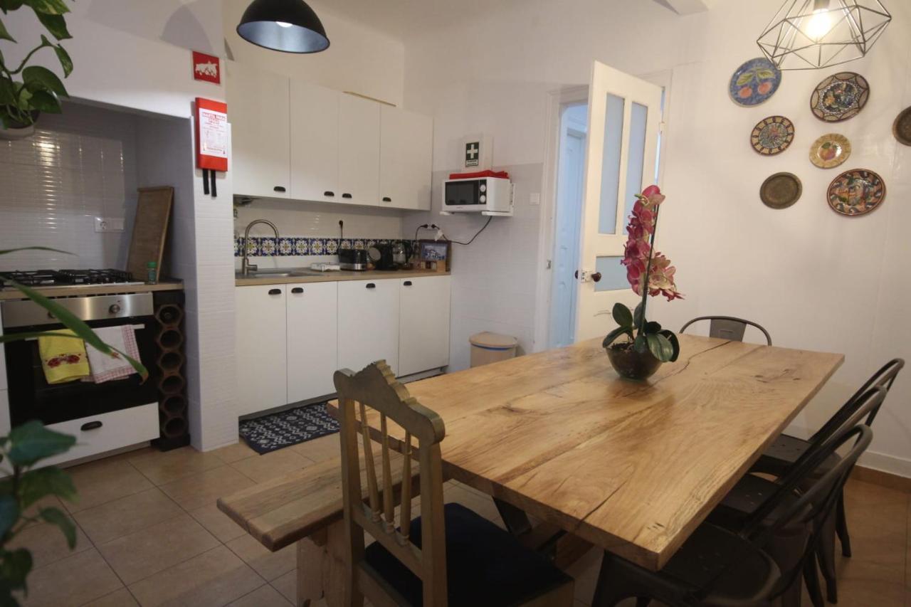 Ocean M1 R4 - Large Double Room With Shared Bathroom In City Center Lisboa Kültér fotó